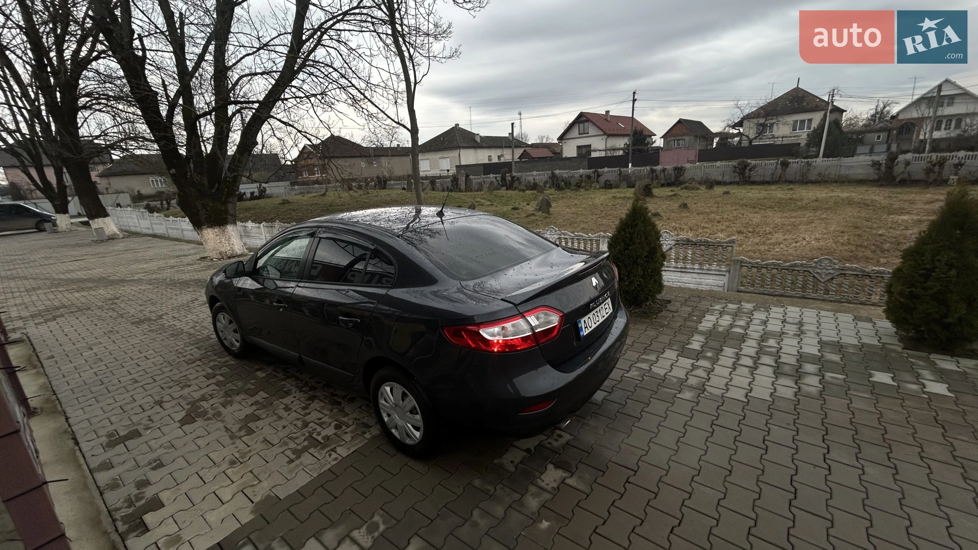 2011 Renault Fluence - мініатюра 10