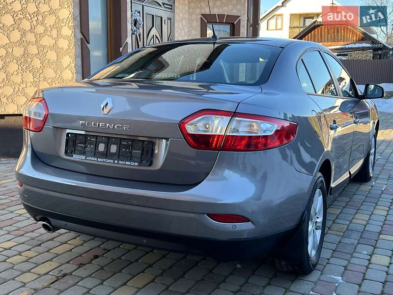 Седан Renault Fluence 2011 в Івано-Франківську