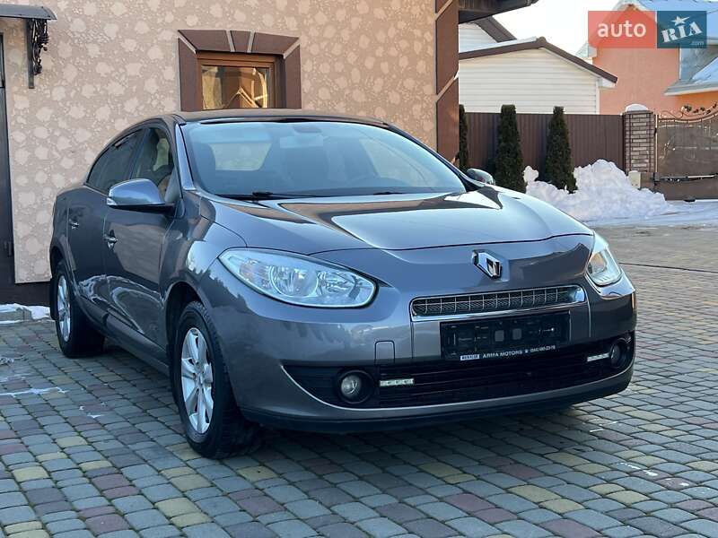 Седан Renault Fluence 2011 в Івано-Франківську