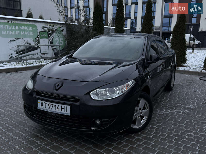 Седан Renault Fluence 2010 в Ивано-Франковске