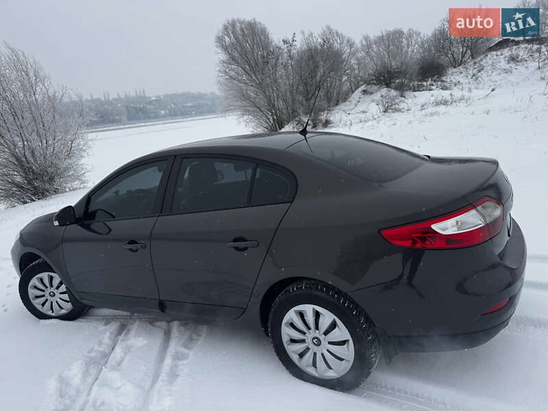 Седан Renault Fluence 2015 в Кам'янець-Подільському