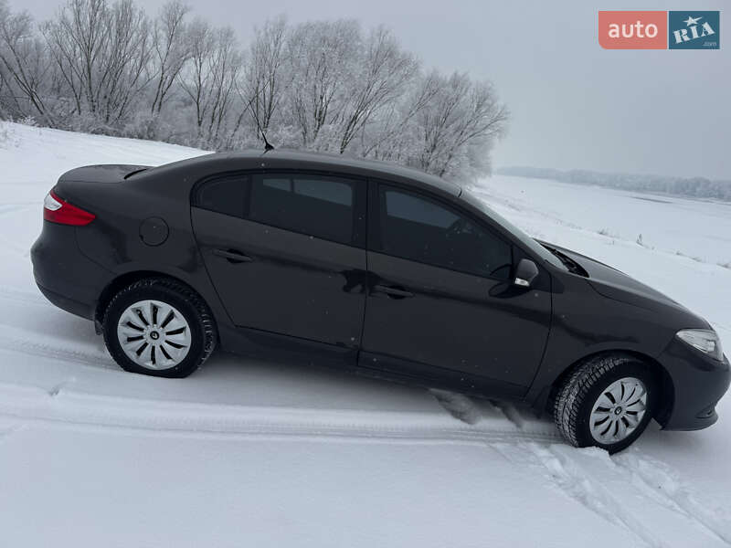 Седан Renault Fluence 2015 в Кам'янець-Подільському