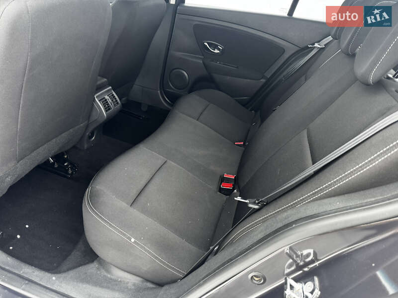 Седан Renault Fluence 2015 в Кам'янець-Подільському