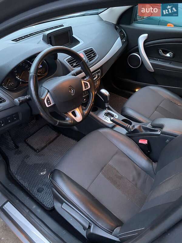 Седан Renault Fluence 2010 в Кременчуге