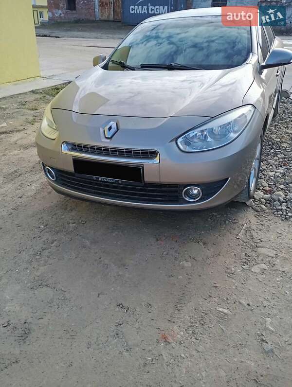 2010 Renault Fluence, VIN VF1LZBR0543165799:plate — фото 1 (autoria)
