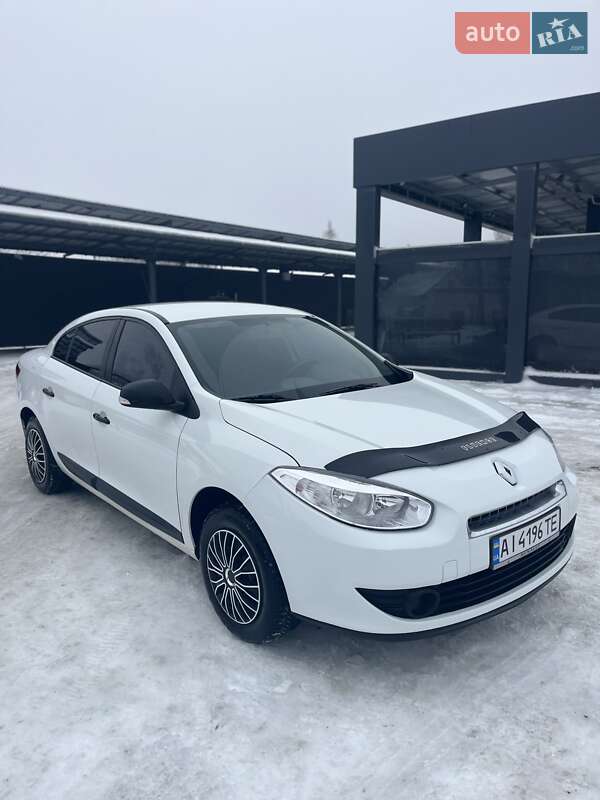 Седан Renault Fluence 2012 в Умані