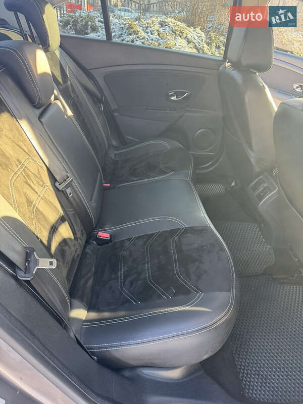 Седан Renault Fluence 2016 в Полтаві