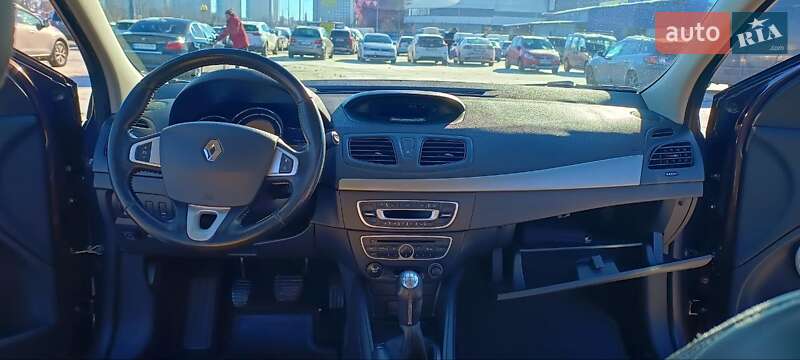 Седан Renault Fluence 2012 в Киеве
