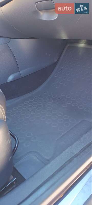 Седан Renault Fluence 2012 в Киеве