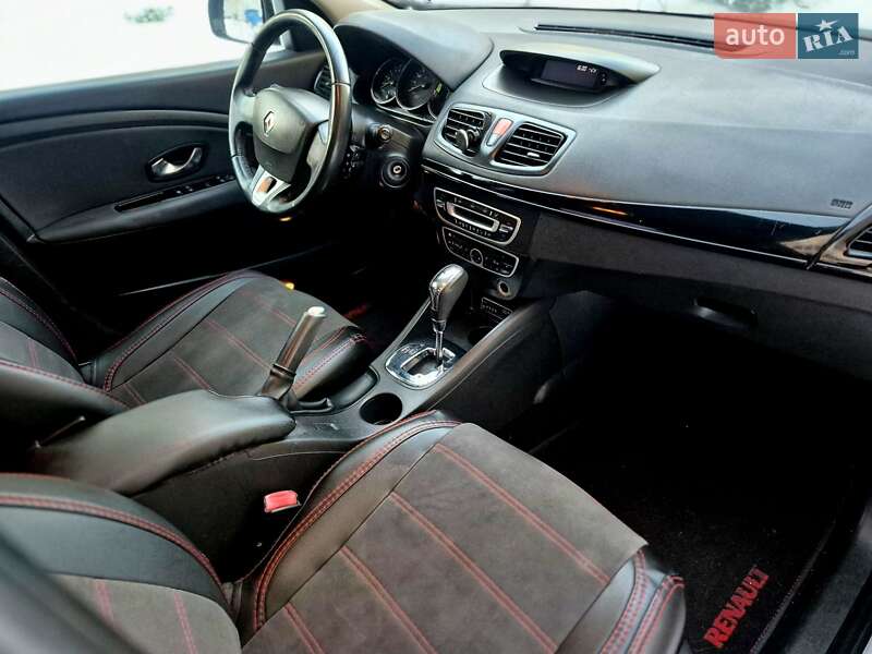Седан Renault Fluence 2011 в Киеве