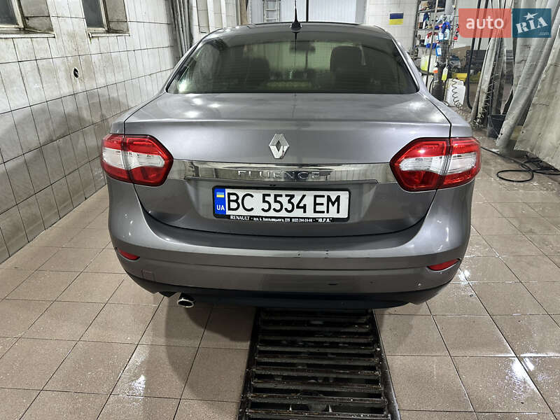 Седан Renault Fluence 2016 в Львове