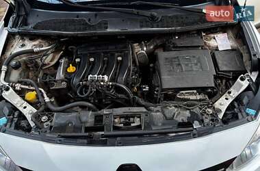 Седан Renault Fluence 2013 в Львове