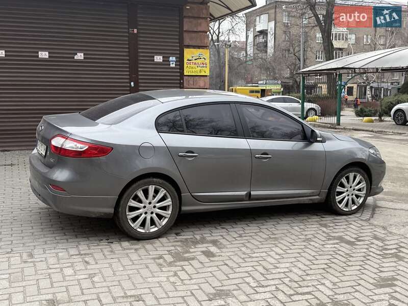 Седан Renault Fluence 2016 в Запорожье