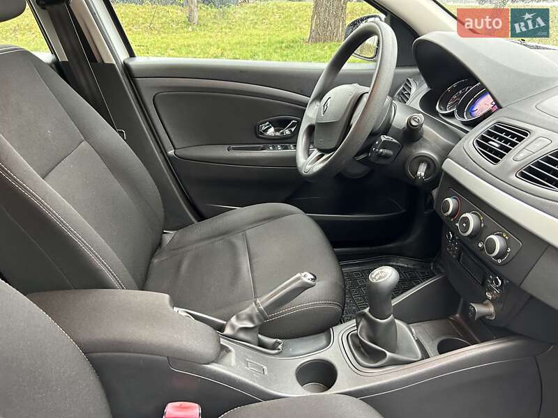 Седан Renault Fluence 2013 в Днепре
