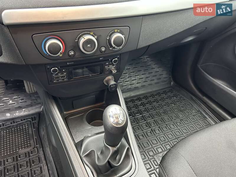 Седан Renault Fluence 2013 в Днепре