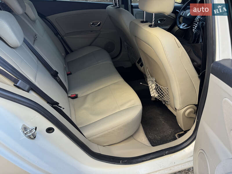 Седан Renault Fluence 2015 в Яворове фото 29 Седан Renault Fluence 2015 в Яворове