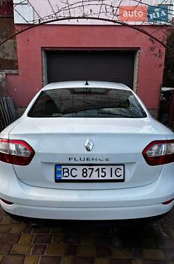 Седан Renault Fluence 2013 в Львові