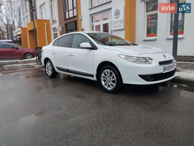 Седан Renault Fluence 2012 в Киеве