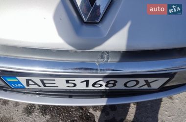 Седан Renault Fluence 2011 в Днепре