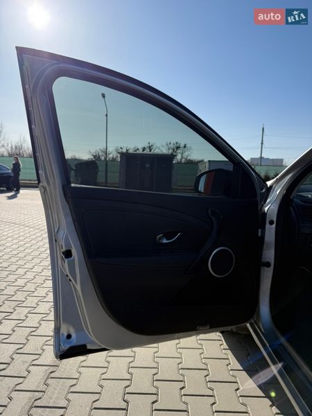 Седан Renault Fluence 2011 в Виннице фото 23 Седан Renault Fluence 2011 в Виннице