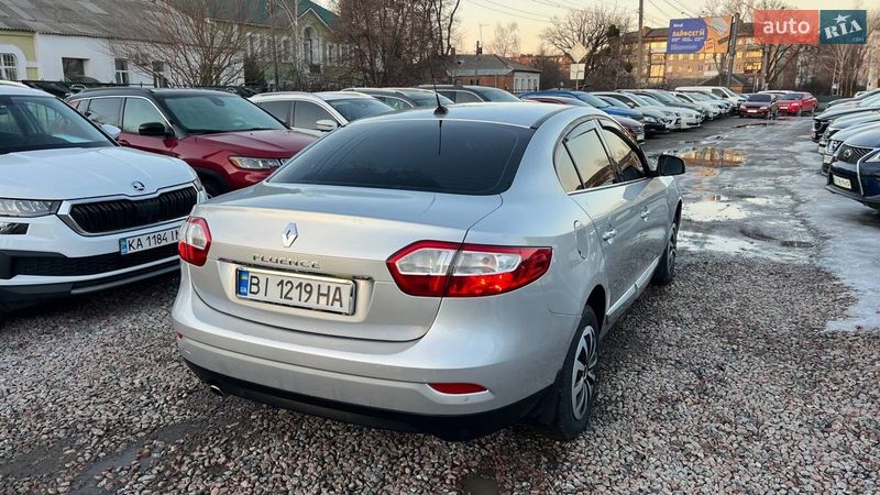 Седан Renault Fluence 2011 в Полтаве