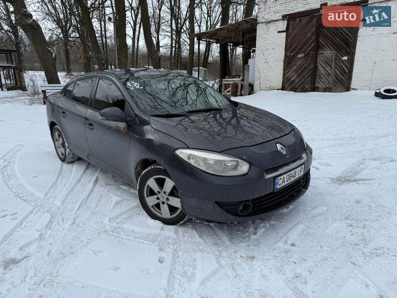 Седан Renault Fluence 2010 в Умани