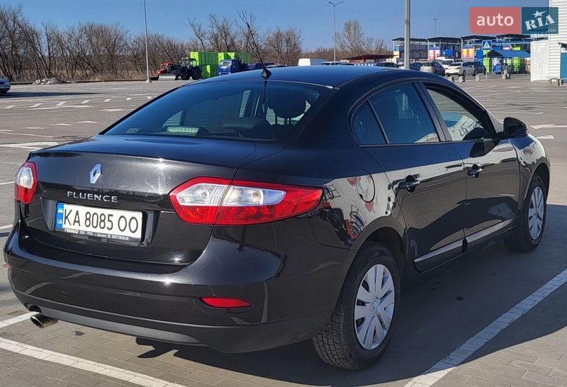 Седан Renault Fluence 2010 в Киеве