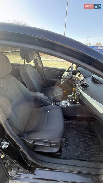 Седан Renault Fluence 2010 в Киеве