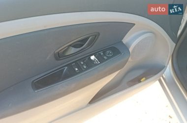 Седан Renault Fluence 2011 в Киеве
