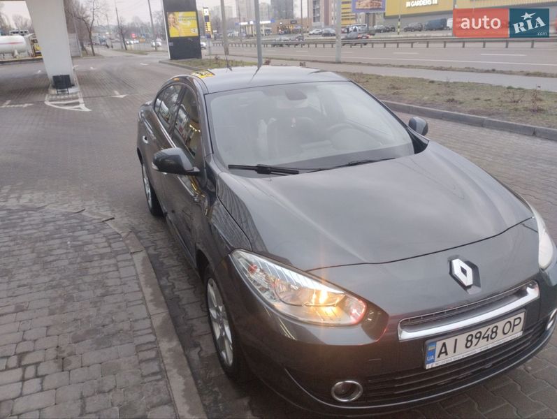Седан Renault Fluence 2011 в Киеве