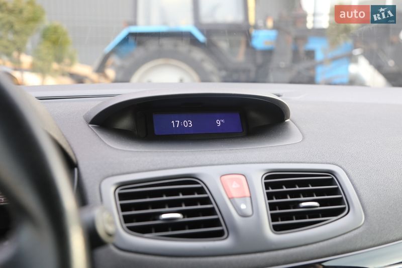 Седан Renault Fluence 2013 в Киеве