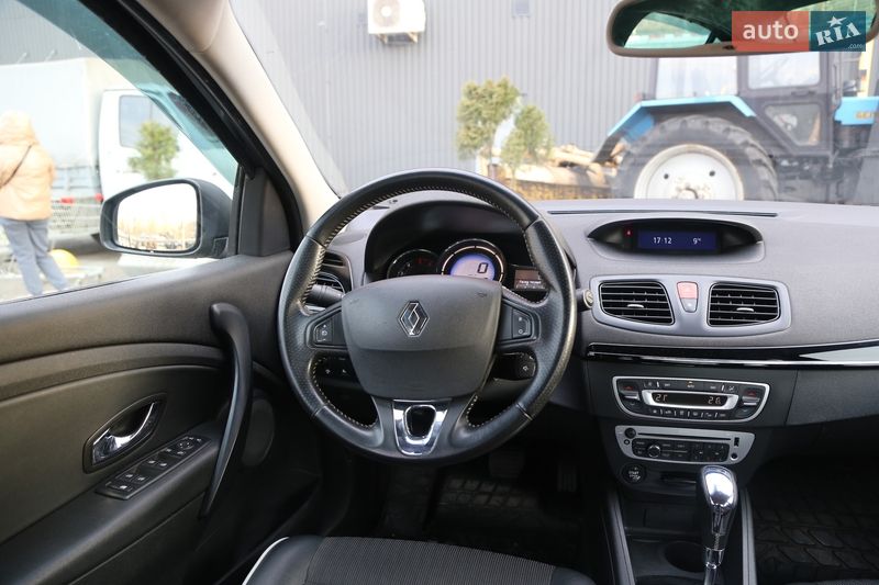 Седан Renault Fluence 2013 в Киеве
