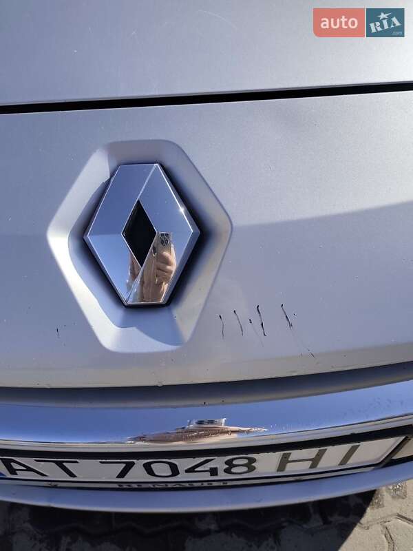 Седан Renault Fluence 2011 в Калуше