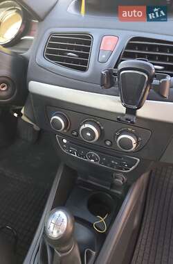 Седан Renault Fluence 2011 в Калуше