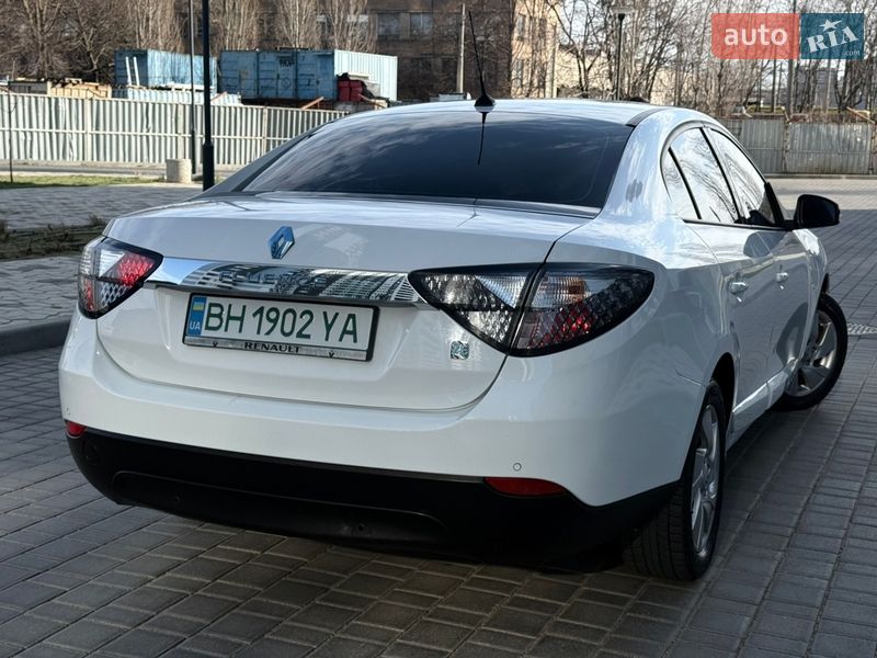 Седан Renault Fluence 2011 в Одессе