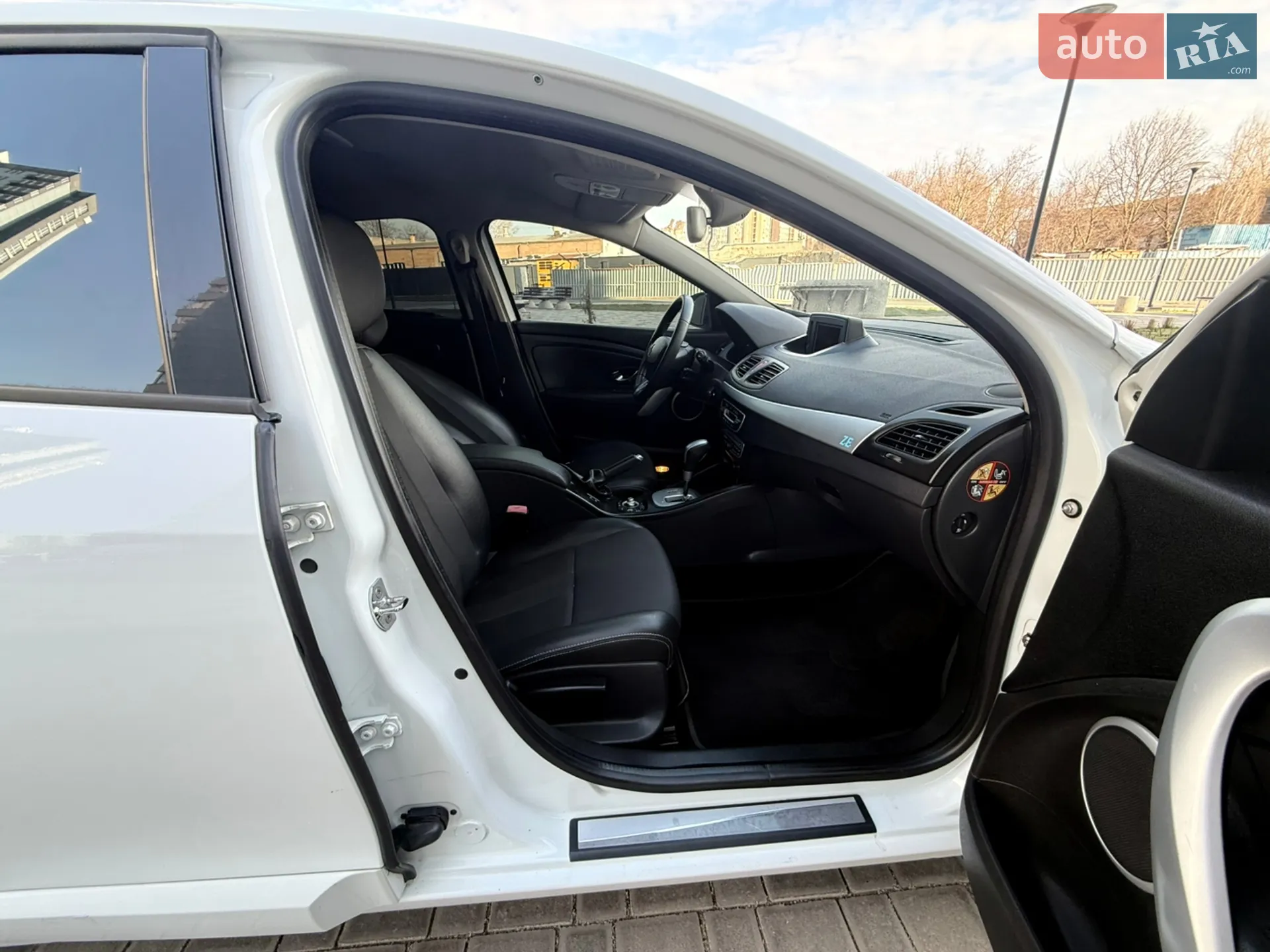 2011 Renault Fluence - мініатюра 55