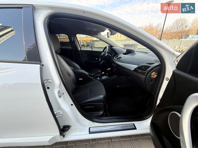 Седан Renault Fluence 2011 в Одессе