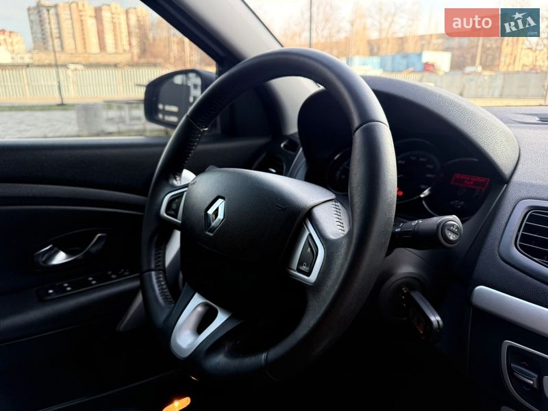 Седан Renault Fluence 2011 в Одессе