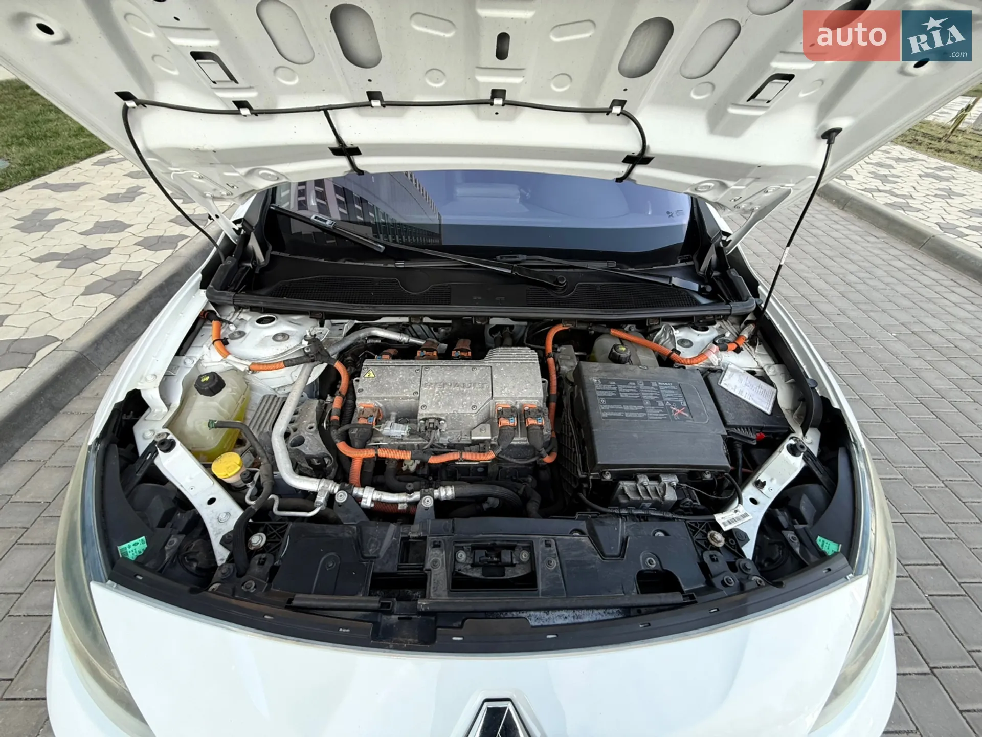 2011 Renault Fluence - мініатюра 84