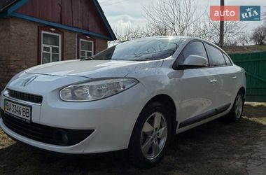 Седан Renault Fluence 2012 в Каневе