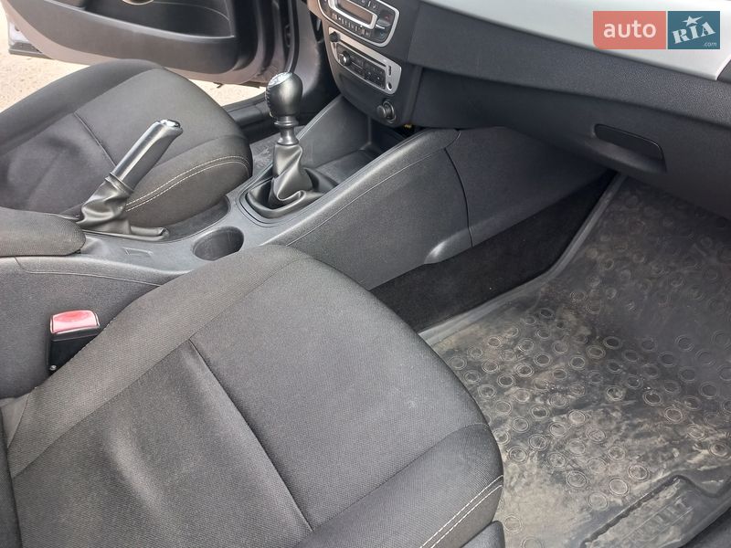 Седан Renault Fluence 2015 в Львові