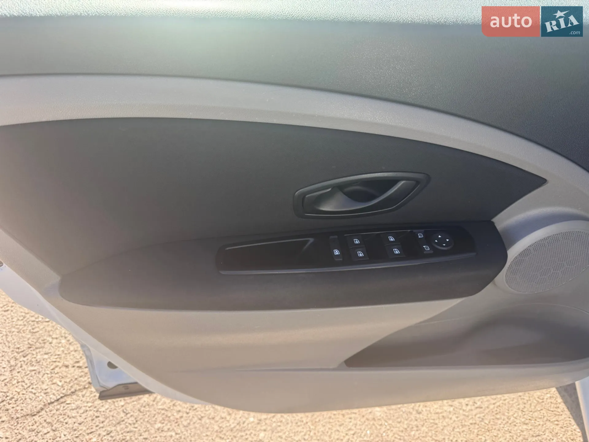 2012 Renault Fluence - мініатюра 8