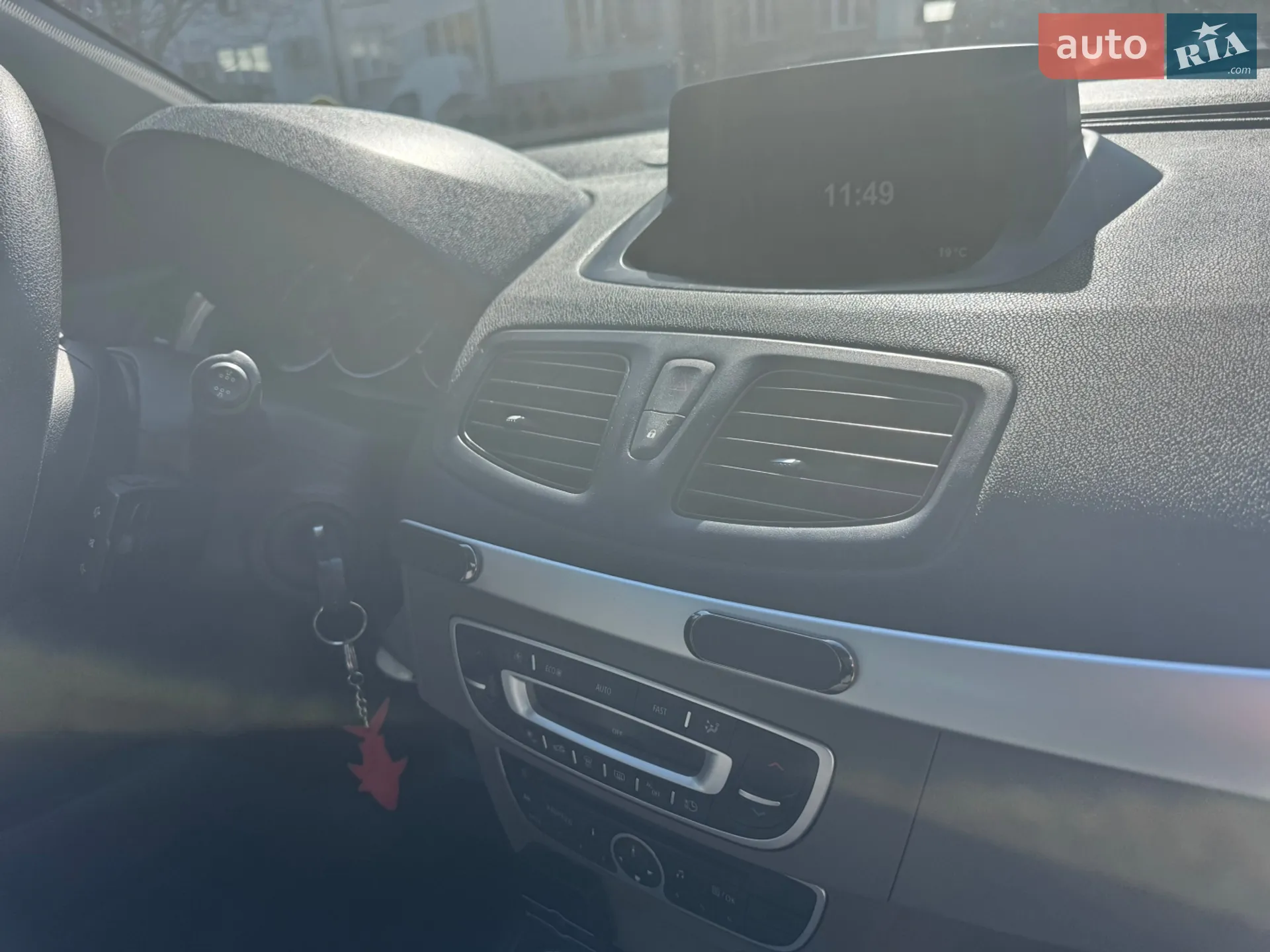2012 Renault Fluence - мініатюра 17