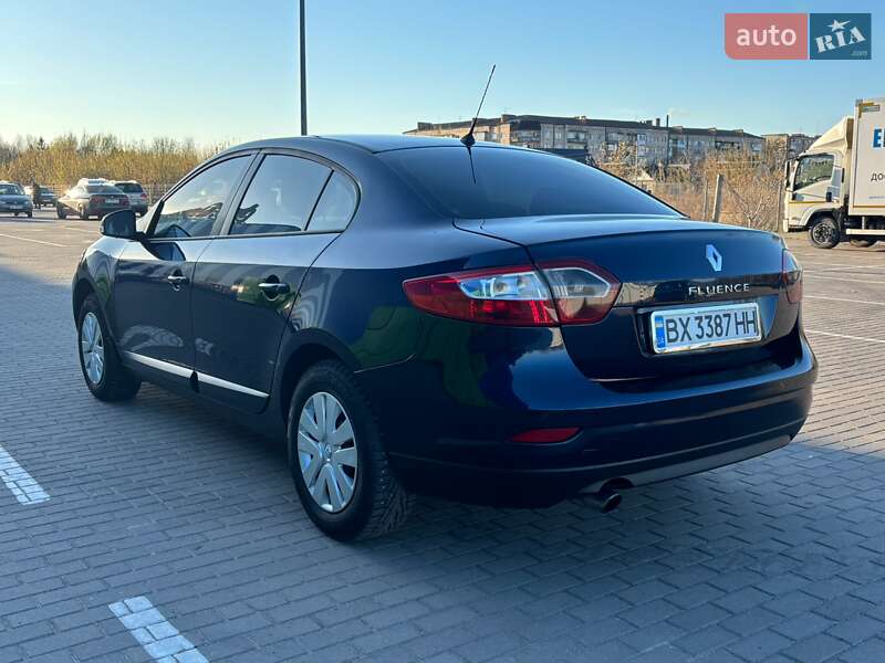 Седан Renault Fluence 2010 в Дубно