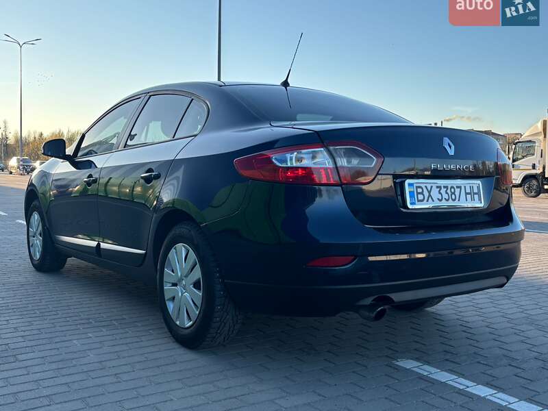 Седан Renault Fluence 2010 в Дубно