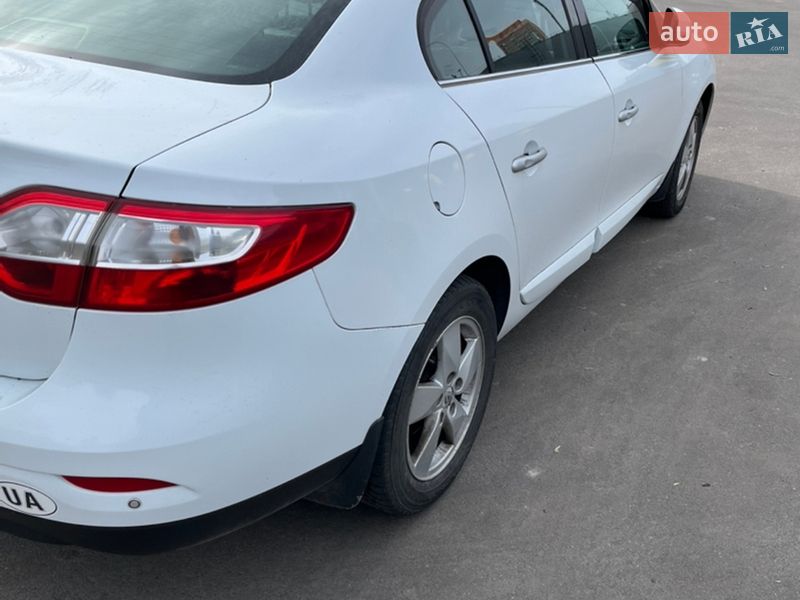Седан Renault Fluence 2012 в Киеве
