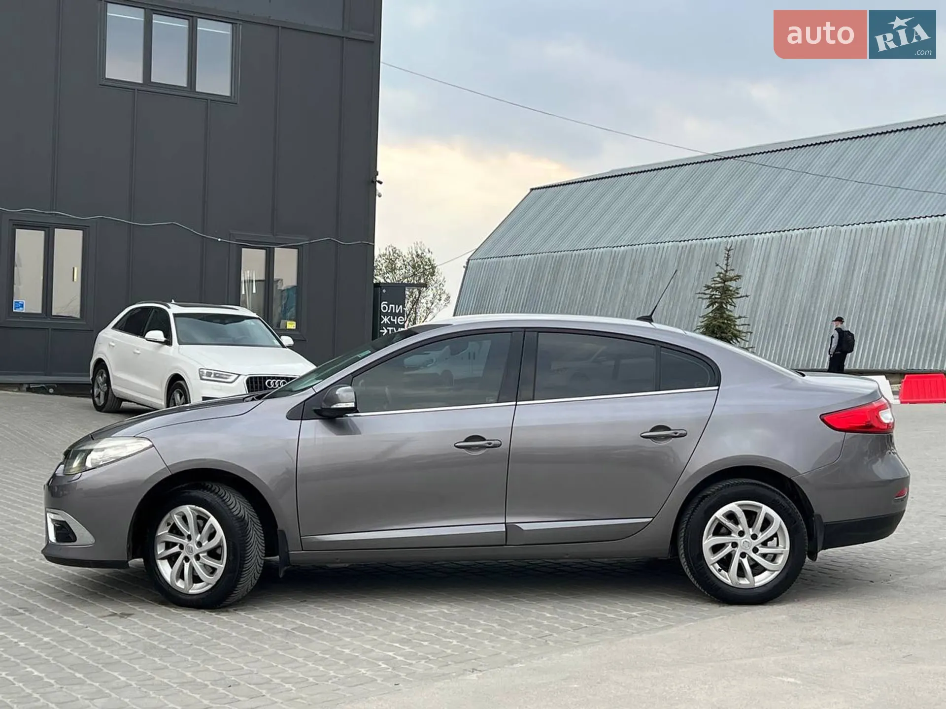 2016 Renault Fluence - мініатюра 3