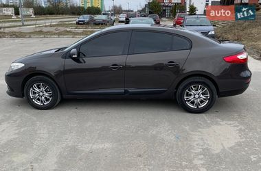 Седан Renault Fluence 2013 в Вараше