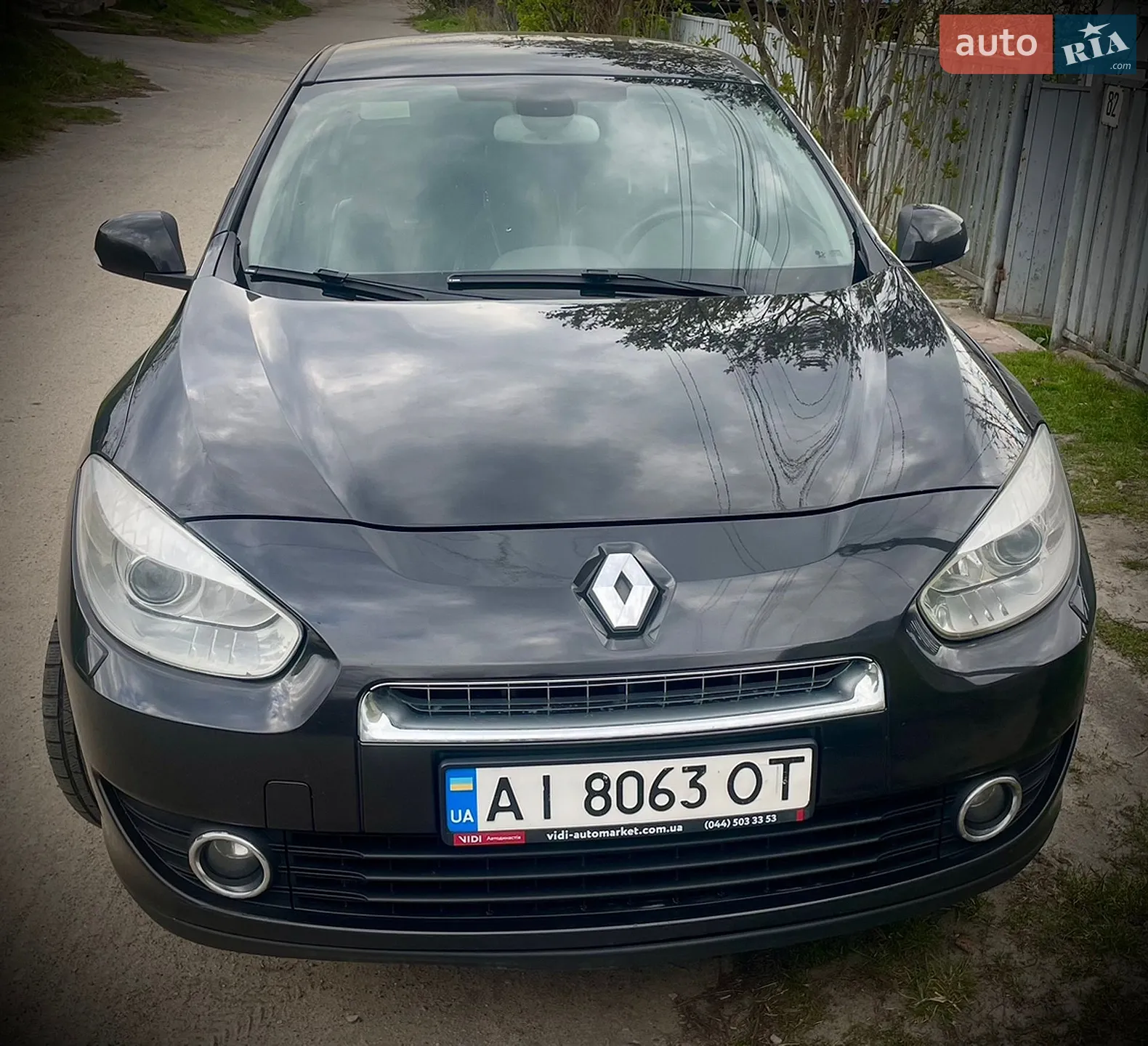 2011 Renault Fluence - мініатюра 2