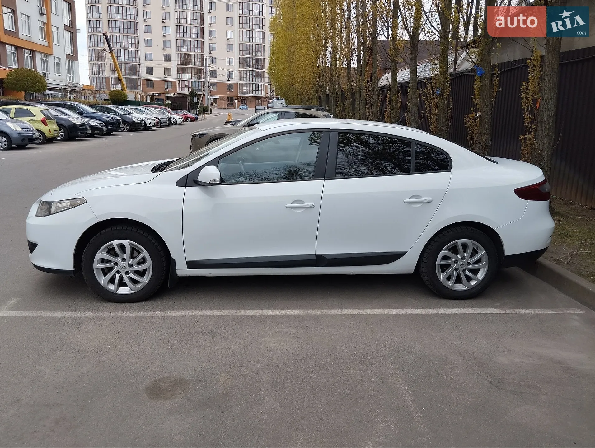 2012 Renault Fluence - мініатюра 12